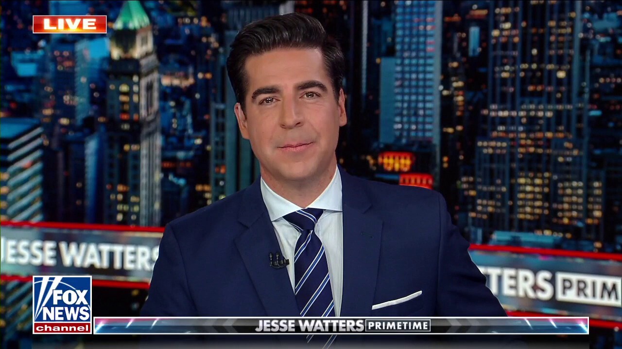Jesse Watters: Democrats are panicked a red wave is coming and Biden is asleep